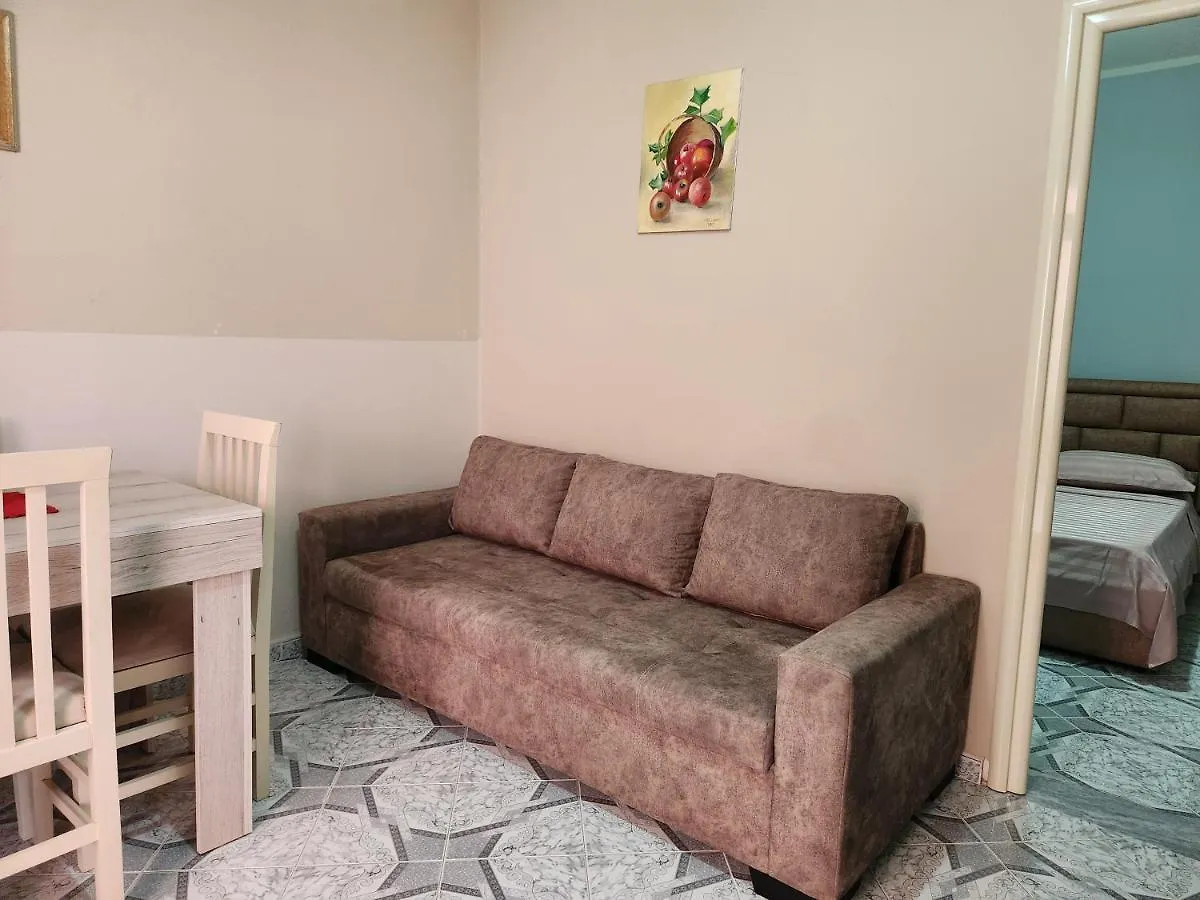 Villa Orange Vlorë