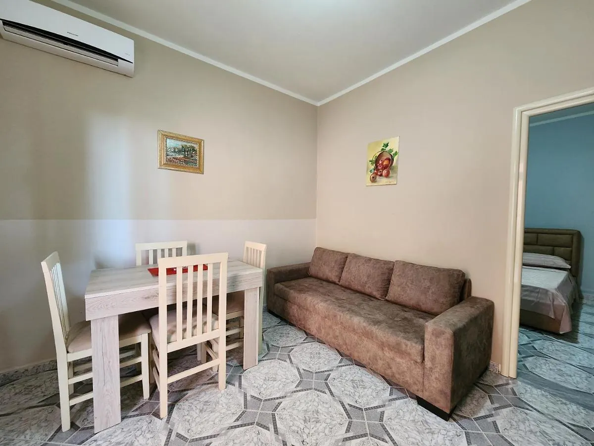 Villa Orange Vlore 0*,