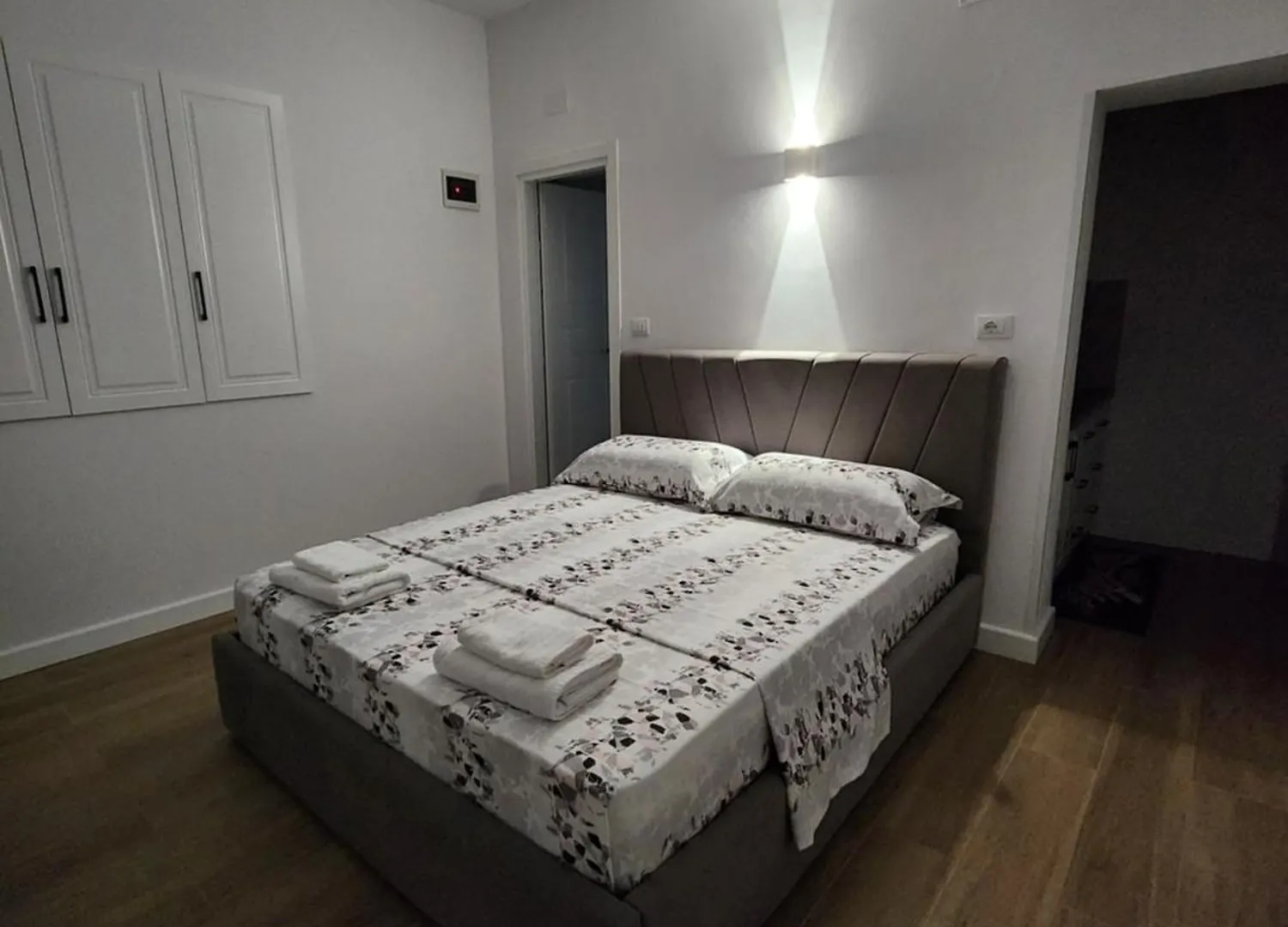 Apartment Villa Orange Vlore
