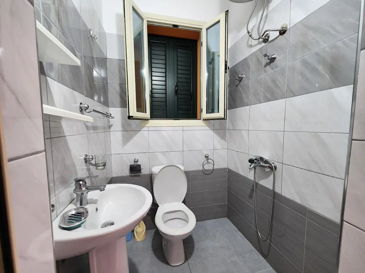 Villa Orange Vlorë Albania