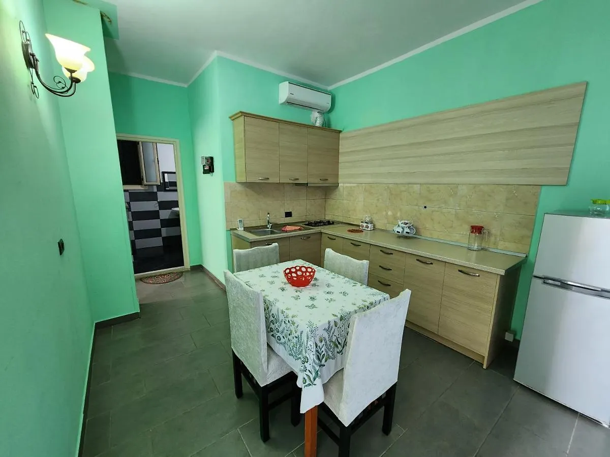 Villa Orange Vlorë 0*,
